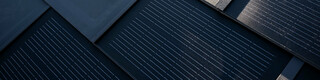 Nahaufnahme der verlegten PREFA Solardachplatte 