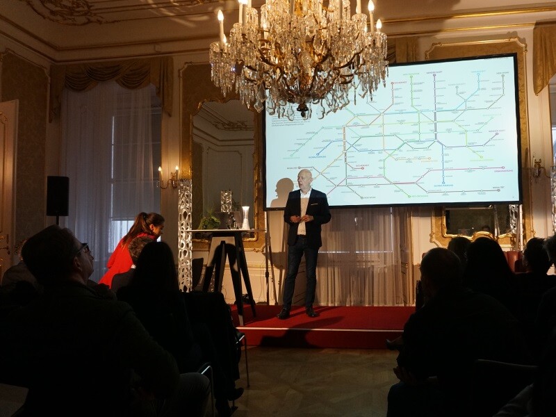 Matthias Horx spricht beim Design Dialog in der Wiener Hofburg über Arbeiten und Wohnen 2030