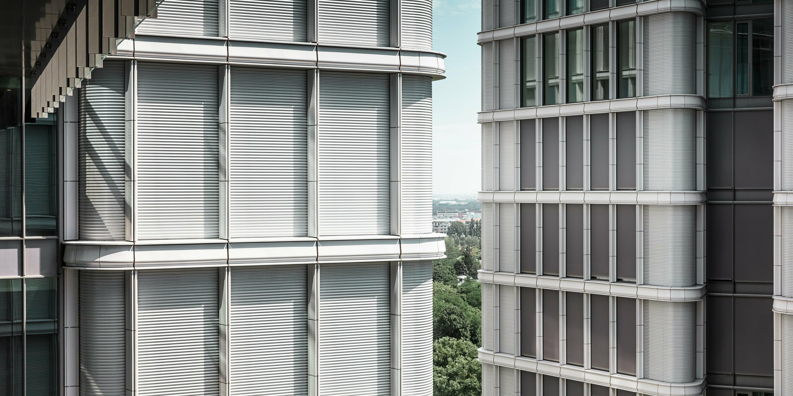 Detailansicht der PREFA Profilwelle am Belvedere Gebäude in Wien.