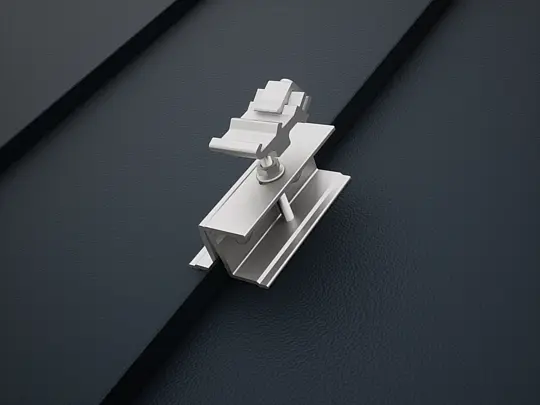 Rendering des Solarmontagesystems PREVARIO PREFALZ auf einer Stehfalzdeckung aus schwarzem PREFALZ. Das Solarmontagesystem ist die perfekte Basis für Photovoltaik-Aufdachlösungen auf PREFALZ Dächern aus Aluminium.