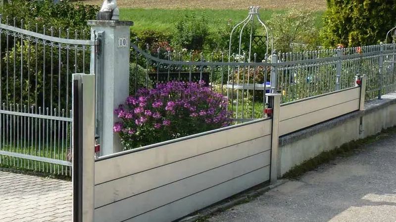 Teilmobiles PREFA Hochwasserschutzsystem