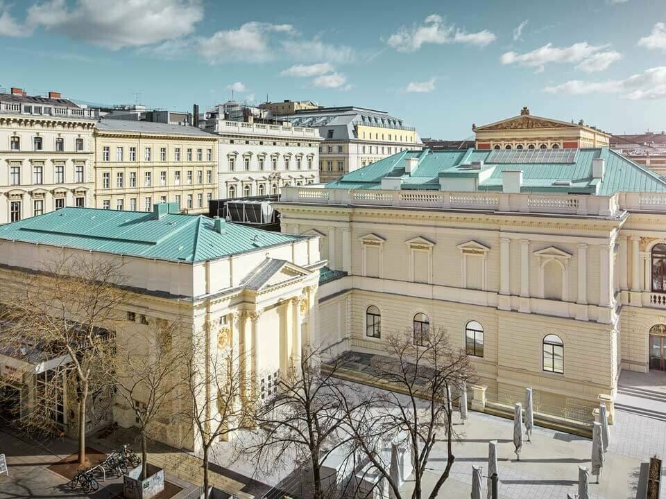 Künstlerhaus in Wien mit neuer PREFALZ Eindeckung in P.10 Patinagrün