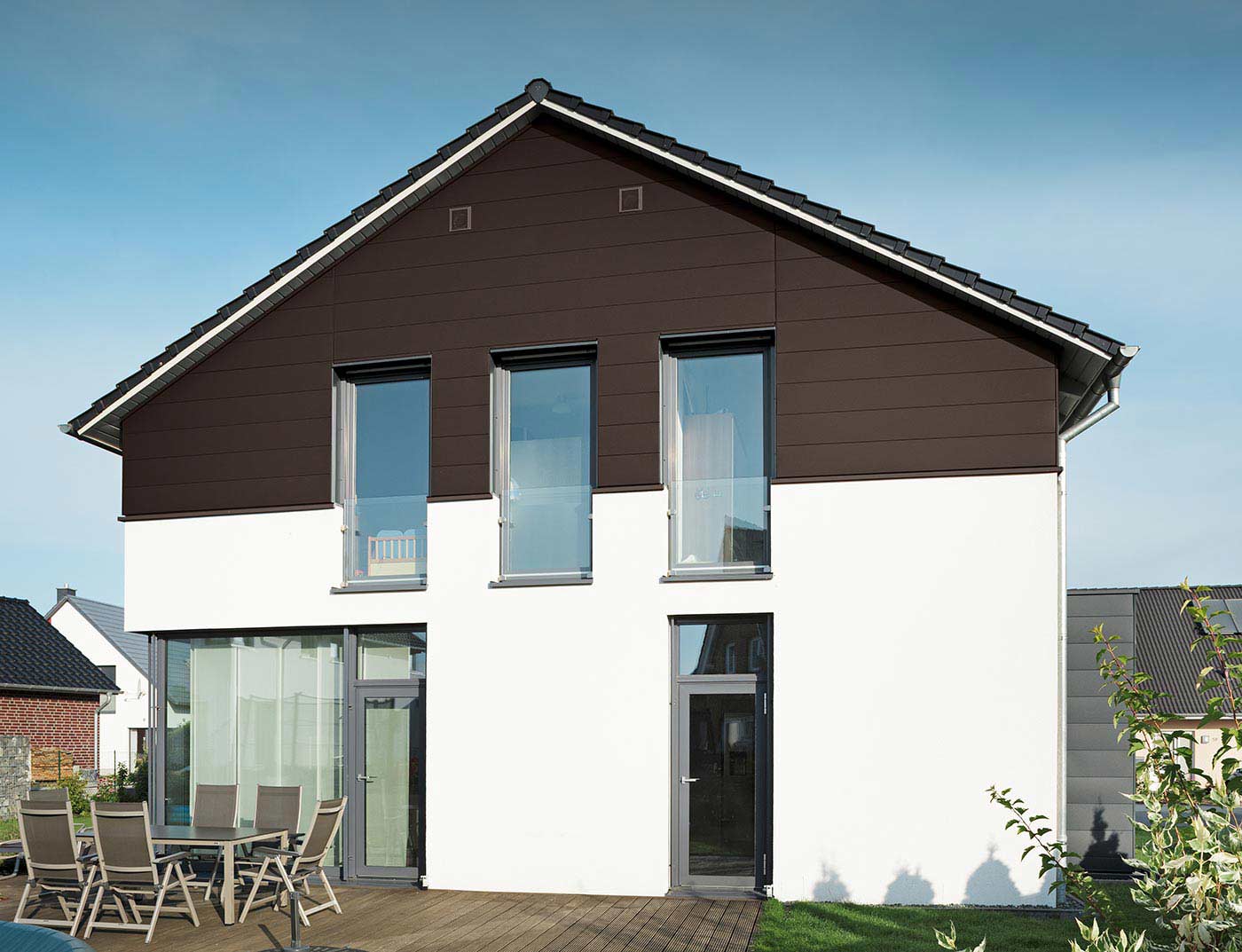 Referenzobjekte PREFA Fassadensysteme Siding 11 P.10 nussbraun